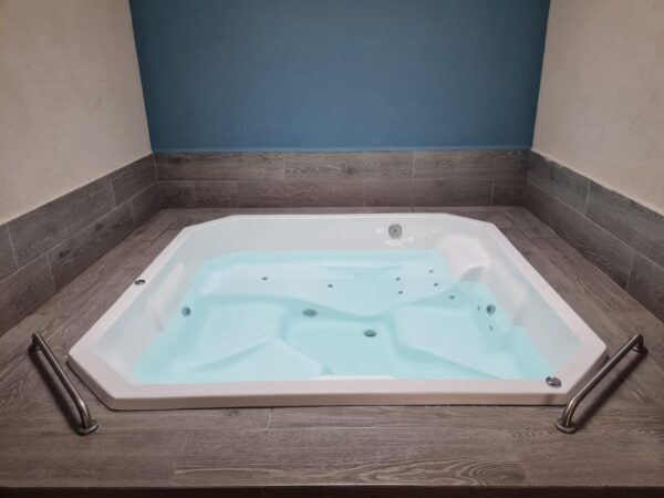 Jacuzzi - Imagen 2
