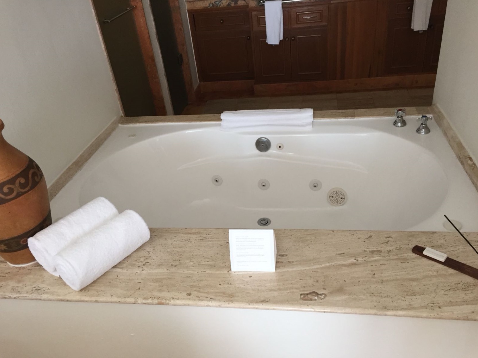 bathandpool image12